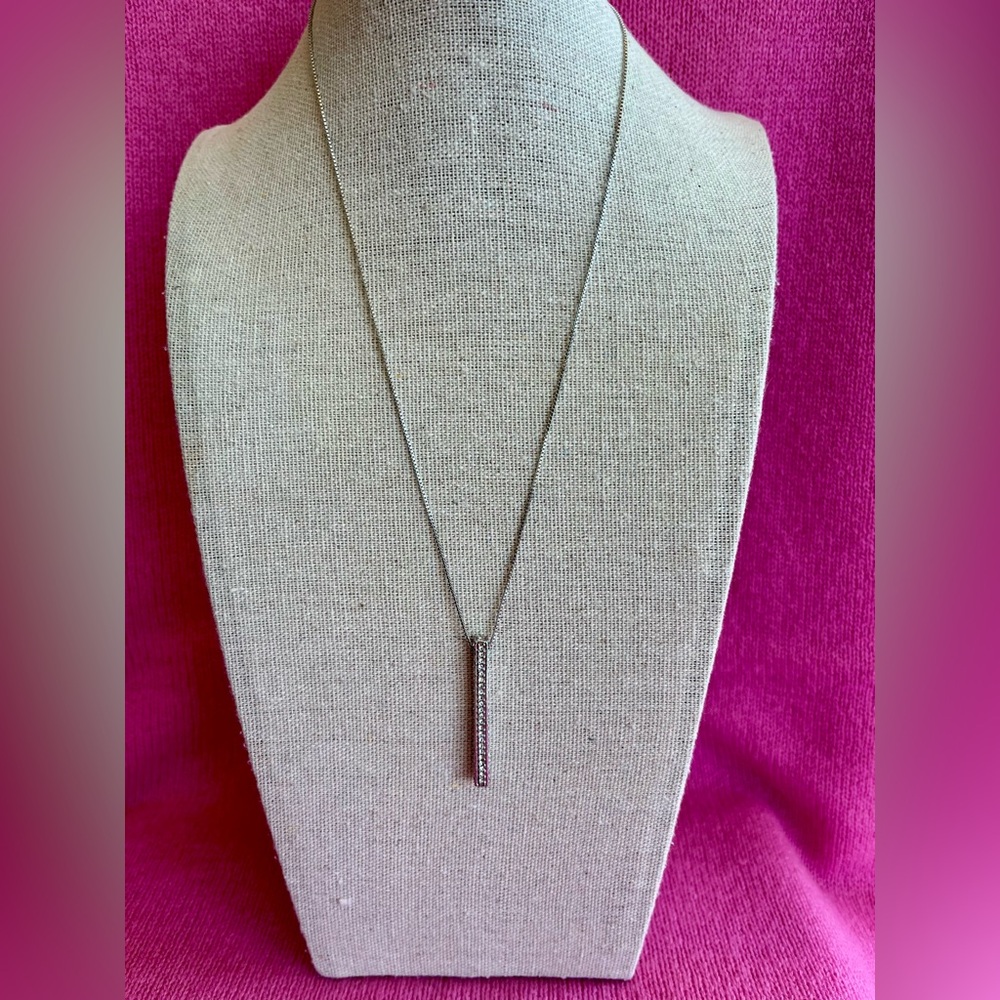 Bar Pendant Necklace - Silver plated chain - Picture 6 of 16